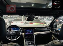 جیپ گراند شیرۆکی